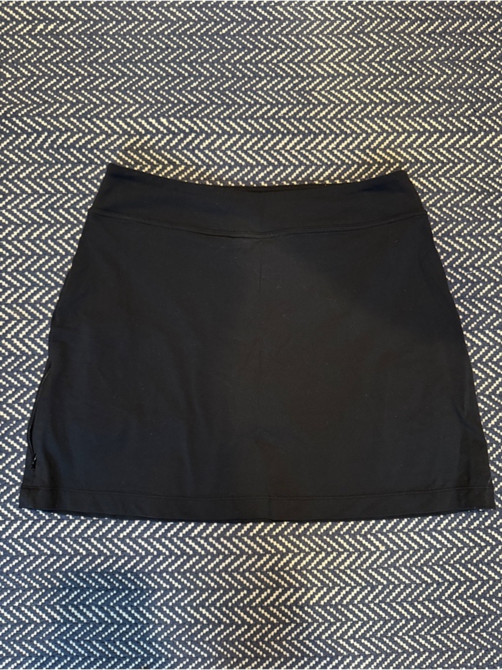 Black Women's Mini Tennis Skirt - Sleek Everyday Style (17” top to bottom)